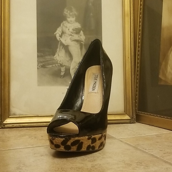Steve Madden 7.5 leather upper cheetah platform - Picture 10 of 12
